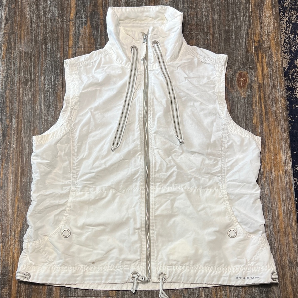 Sleeveless Zip-Front White Utility Vest